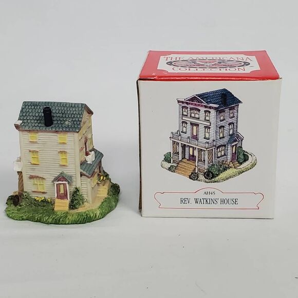 Liberty Falls Rev. Watkins’ House AH45 Figurine w/ Box - Picture 2 of 3